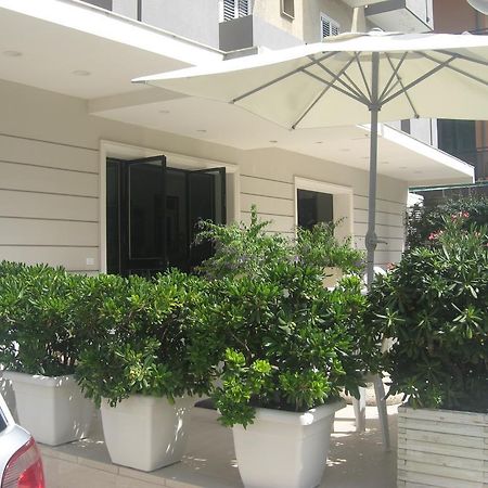 Hotel Cosmopolita Rimini Zewnętrze zdjęcie