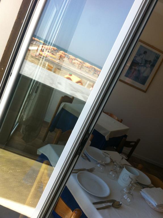 Hotel Cosmopolita Rimini Zewnętrze zdjęcie