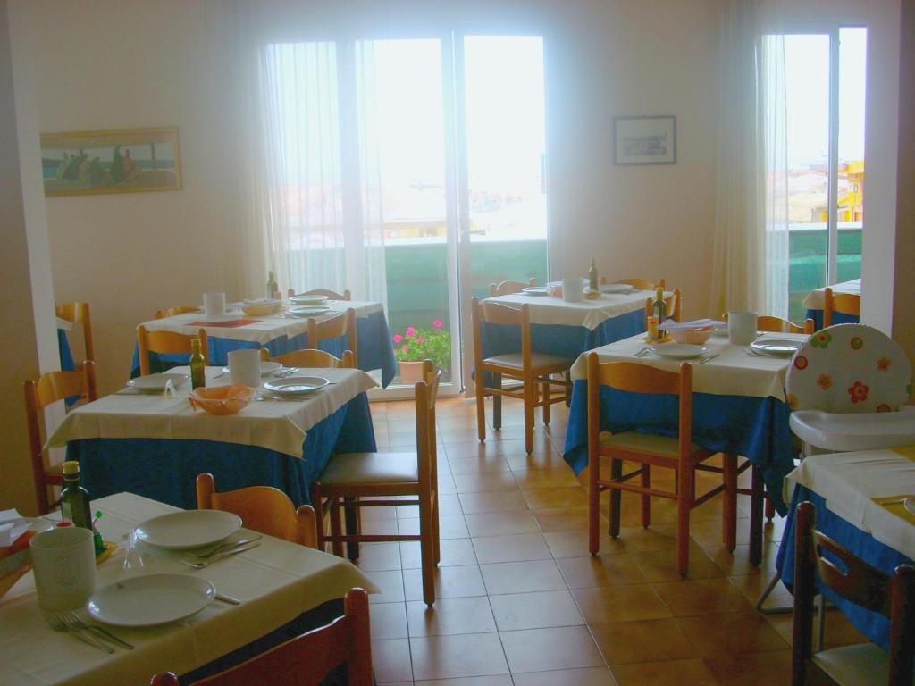 Hotel Cosmopolita Rimini Zewnętrze zdjęcie